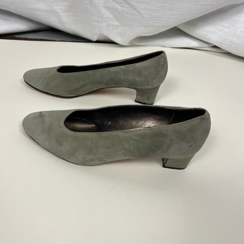 Talbots Classic Gray Suede Block Heels Genuine Leather Size 8